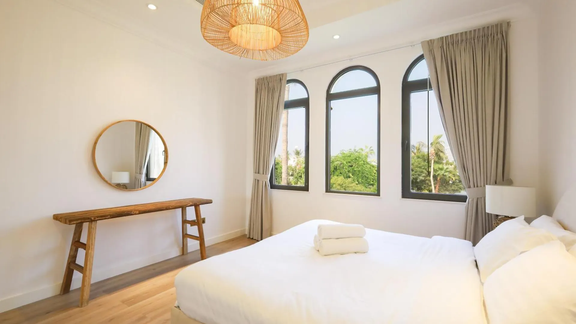 Luxury Villa In Palm Jumeirah Dubai