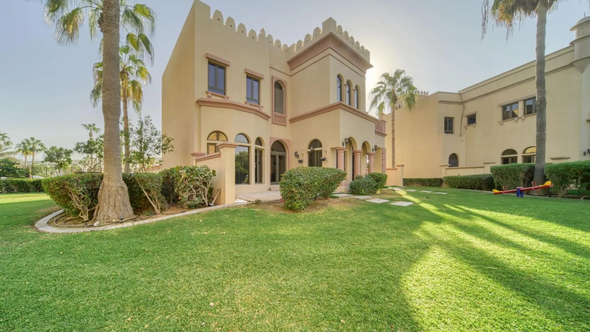 Luxury Villa In Palm Jumeirah Dubai